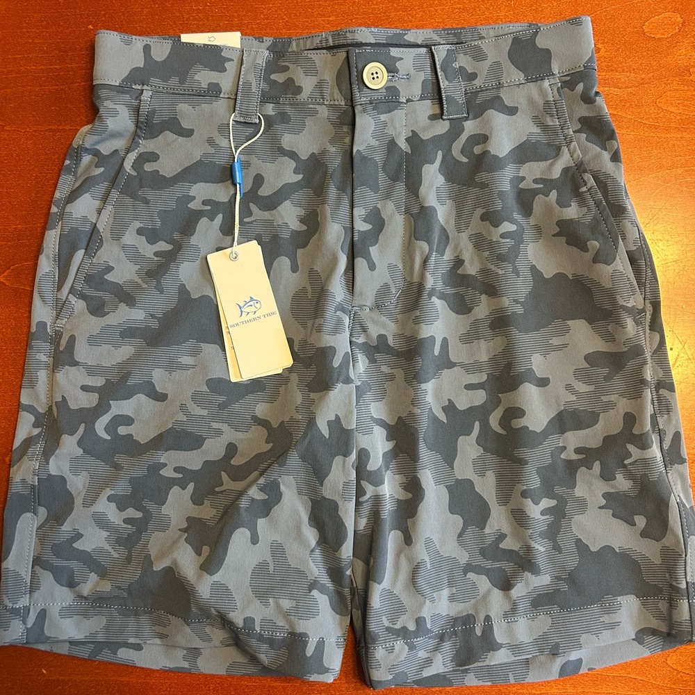 Southern Tide Dark Seas Camouflage Shorts